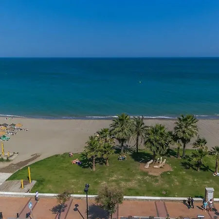 Appartement Sea Front 4 Bedroom *