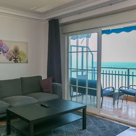 Sea Front 4 Bedroom Appartement